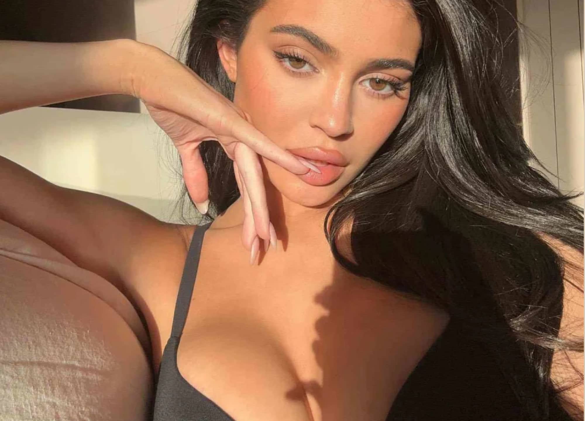 Kylie Jenner Admits to Getting Boob Job at 19